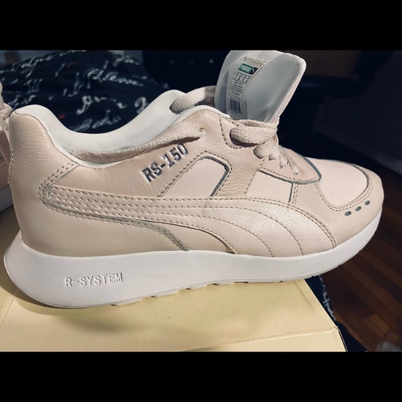 Puma - Picture 4 of 4